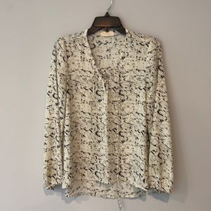 Eight Sixty Lace Up Snakebite top S